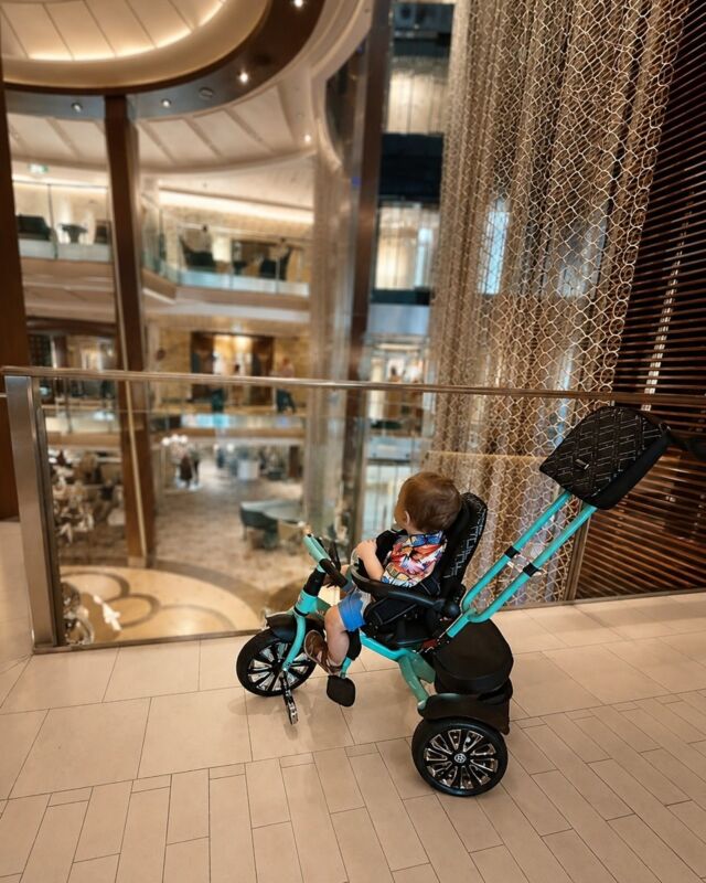 Small steps. Big world. 🤍
Every discovery, wrapped in the elegance of Bentley Mulliner Celeste. Because first journeys deserve the best.  Kaleigh Landaeta#BentleyTrike #Mulliner #WorldOfDiscovery #QuietLuxury
